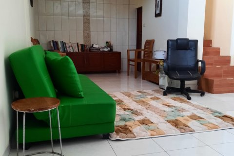 Дом с 5 спальнями в Керобокан, Бадунг,  (9471) 10