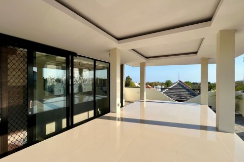 Коммерческая недвижимость с 2 спальнями в Унгасан, Бадунг,  (9475) 13