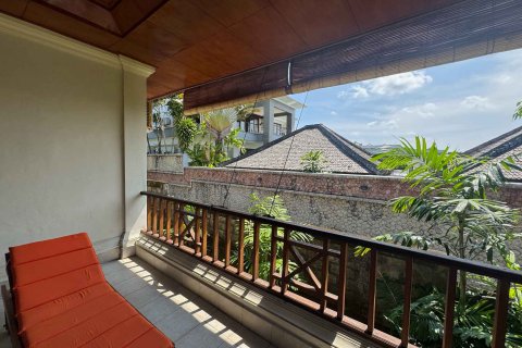 Дом с 3 спальнями в Джимбаран, Бадунг,  (9469) 14