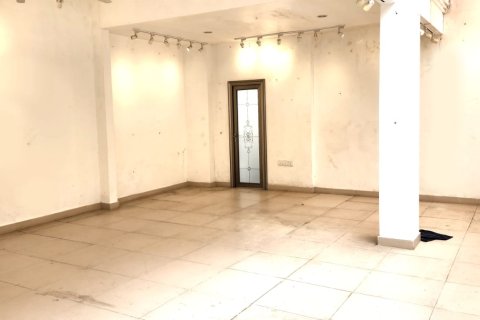 Коммерческая недвижимость с 3 спальнями в Кута, Бадунг,  (9472) 6