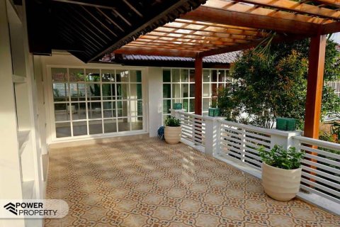 4 bedrooms Villa in Seminyak, Badung, (814) 4