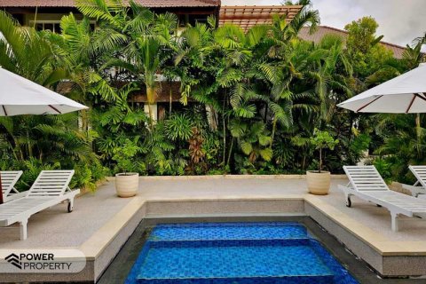 4 bedrooms Villa in Seminyak, Badung, (814) 9