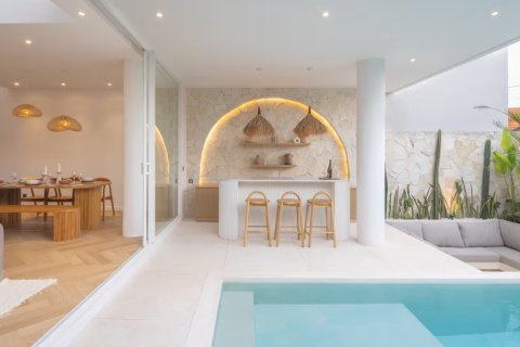 Вилла с 3 спальнями в Чангу, Бадунг,  (9455) 1