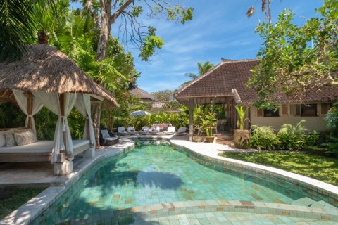 Вилла с 3 спальнями в Семиньяк, Бадунг,  (9183) 3