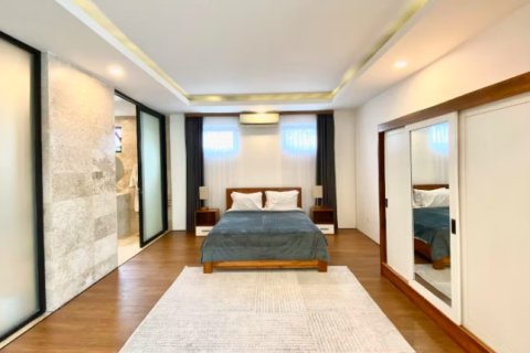 Вилла с 5 спальнями в Южная Кута, Бадунг,  (9185) 12