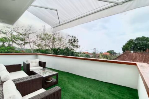 Вилла с 5 спальнями в Южная Кута, Бадунг,  (9185) 25