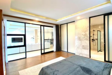 Вилла с 5 спальнями в Южная Кута, Бадунг,  (9185) 11