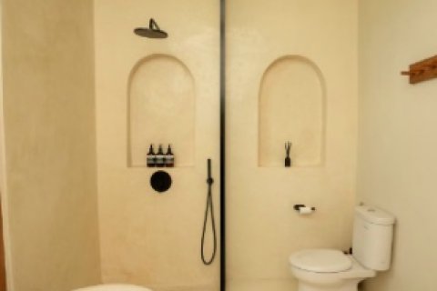 Вилла с 5 спальнями в Южная Кута, Бадунг,  (9185) 13