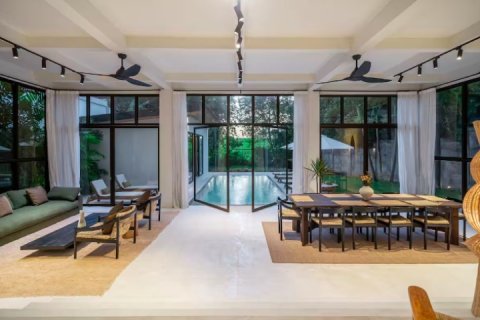 5 bedrooms Villa in Canggu, Badung,  (9184) 7