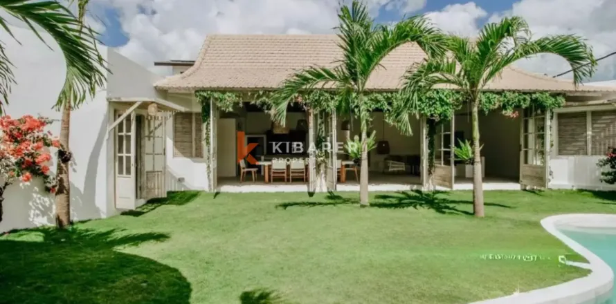 4 bedrooms Villa in Badung, Bali (13768)