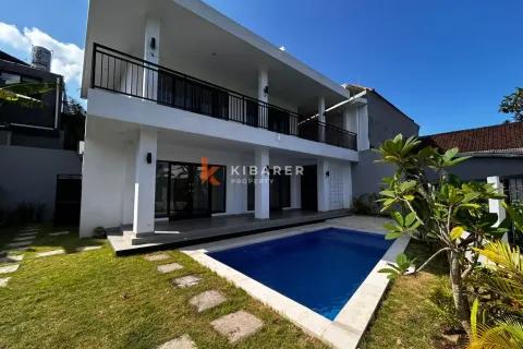 4 bedrooms Villa in Denpasar, Bali (13771)