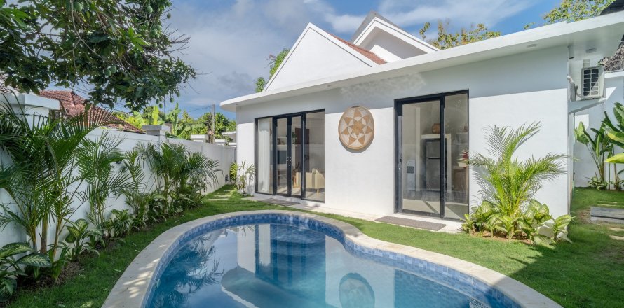 2 bedrooms Villa in Benoa, Badung, Bali (13904)
