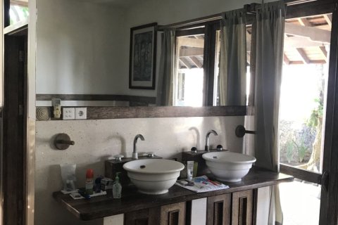 6 bedrooms Villa in Gianyar, Bali (15760) 18
