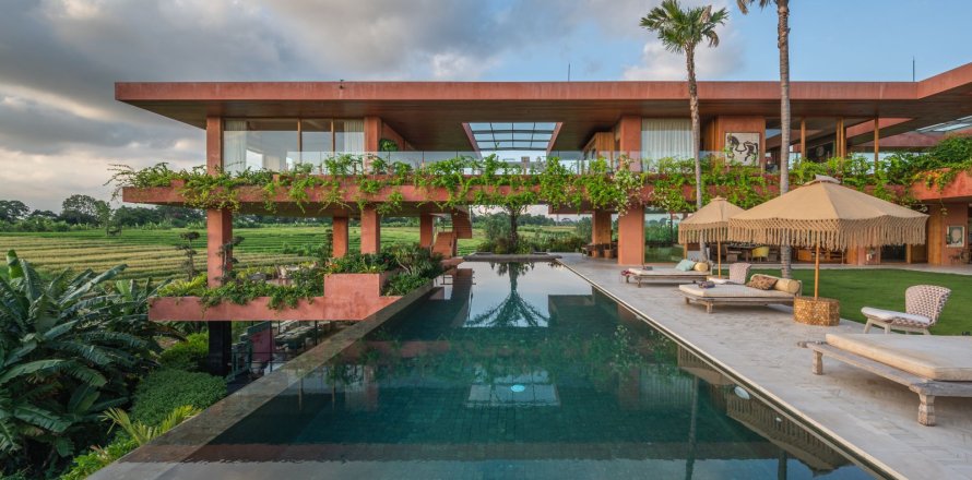 6 bedrooms Villa in Tumbak Bayuh, Mengwi, Badung, Bali (15761)