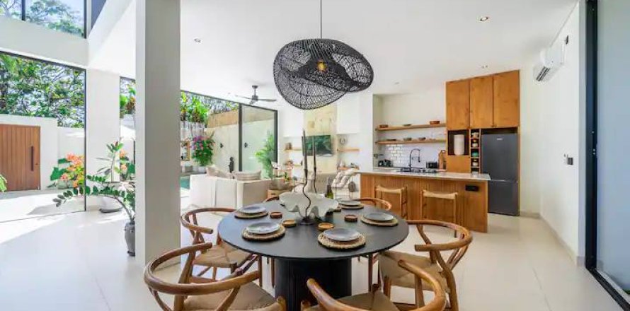 3 bedrooms Villa in Canggu, Badung, Bali (15444)