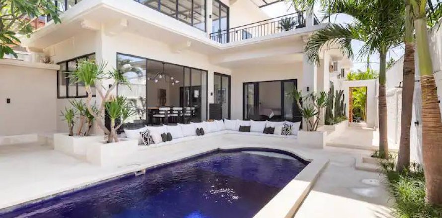 3 bedrooms Villa in Canggu, Badung, Bali (15446)