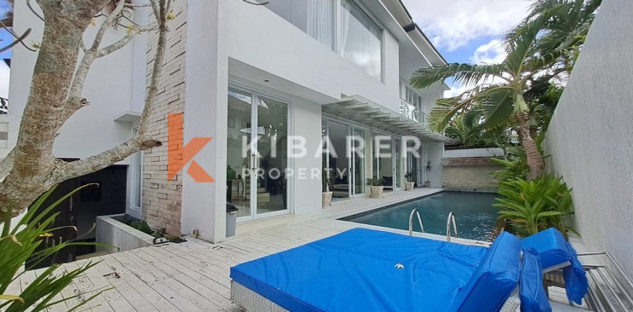4 bedrooms Villa in Ungasan, Badung, Bali (13660)