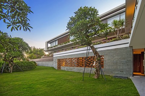6 bedrooms Villa in Sukawati, Gianyar, Bali (4639) 4