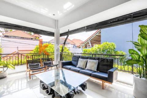 3 bedrooms Villa in Tibubeneng, Badung, Bali (13490) 12