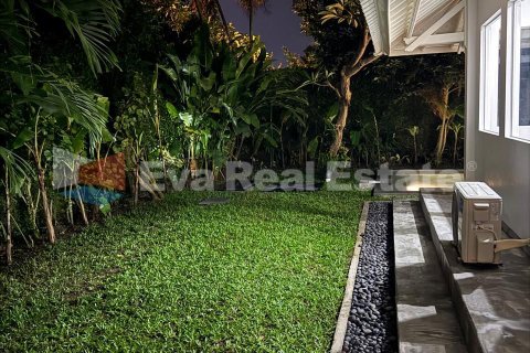 3 bedrooms Villa in Kerobokan, Badung, Bali (14825)