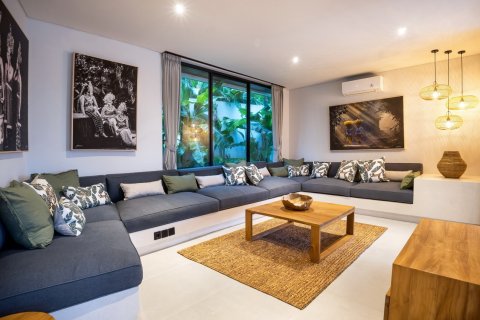 940m2 Villa in Tumbak Bayuh, Mengwi, Badung, Bali (10672) 15
