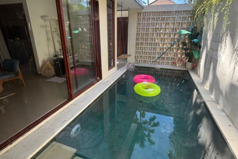 Вилла с 3 спальнями в Джимбаран, Бадунг,  (10040) 3