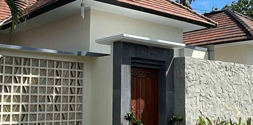 Вилла с 3 спальнями в Джимбаран, Бадунг,  (10040)