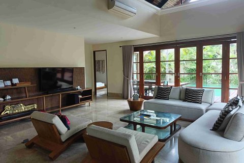 Вилла с 3 спальнями в Унгасан, Бадунг, (10042) 3