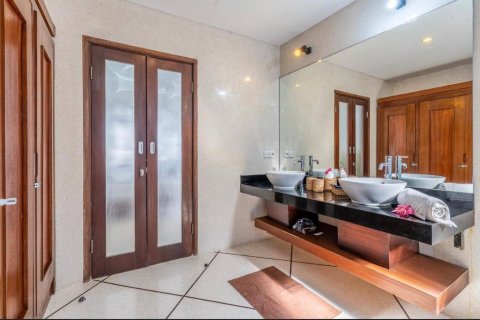 4 bedrooms Villa in Canggu, Badung, Bali (15392) 8