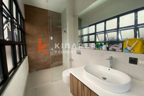 Вилла с 5 спальнями в Джимбаран, Бадунг, Бали (12706) 11