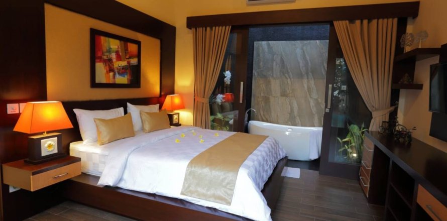 3 bedrooms Villa in Jimbaran, Badung, Bali (14895)