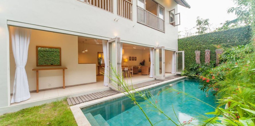 3 bedrooms Villa in Jimbaran, Badung, Bali (14898)