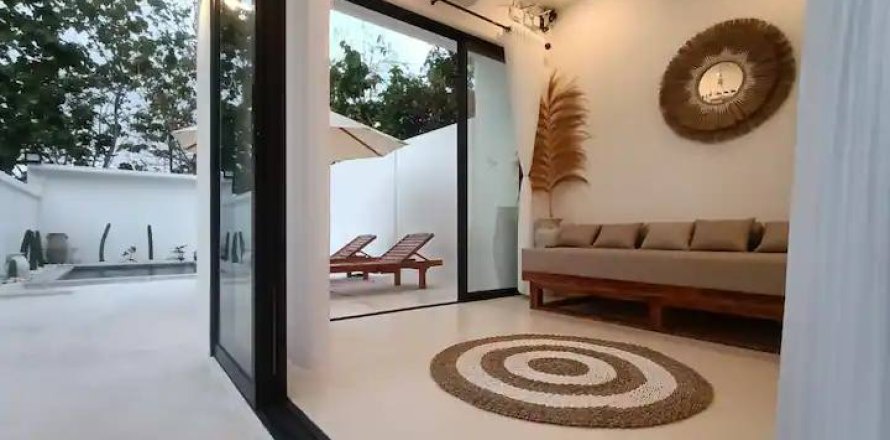 4 bedrooms Villa in Jimbaran, Badung, Bali (14893)