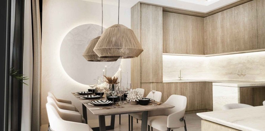 Вилла с 5 спальнями в MINORI, Семиньяк, Бадунг,  (9929)