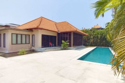 Вилла с 3 спальнями в Семиньяк, Бадунг,  (10086) 2