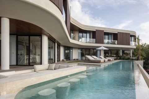 5 bedrooms Villa in Pecatu, Badung, Bali (15733)