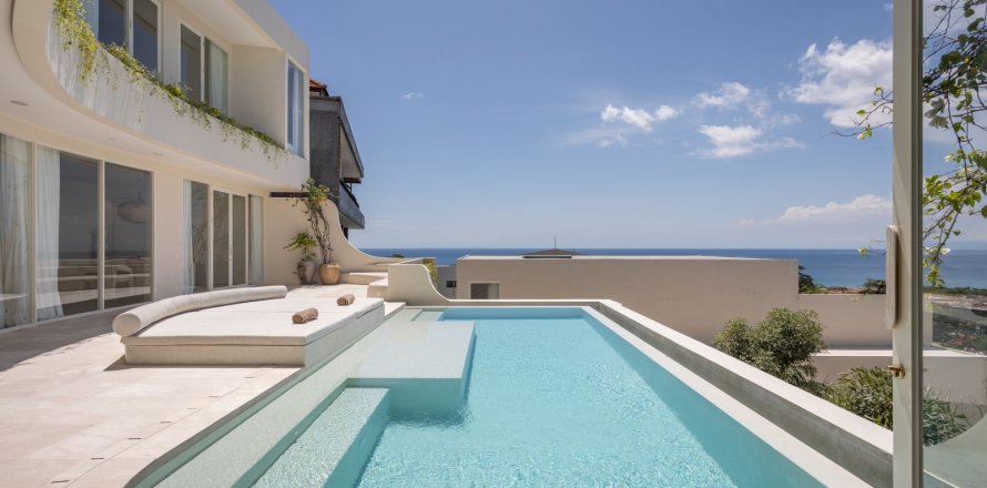 4 bedrooms Villa in Pecatu, Badung, Bali (15735)