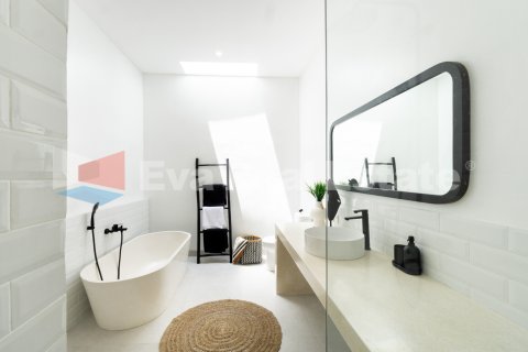 2 bedrooms Villa in Munggu, Mengwi, Badung, Bali (14741) 27
