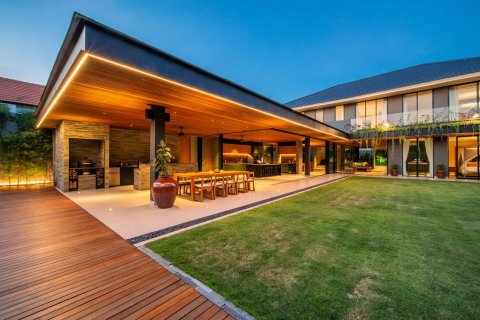 4 bedrooms Villa in South Denpasar, Denpasar, Bali (15787) 20