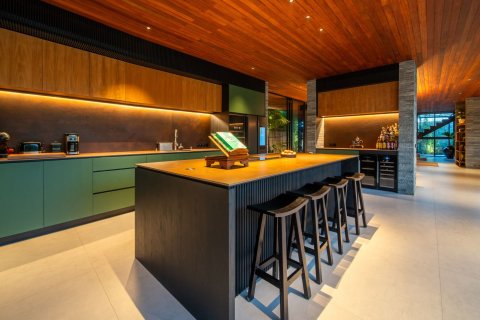 4 bedrooms Villa in South Denpasar, Denpasar, Bali (15787) 5