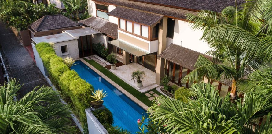 3 bedrooms Villa in Seminyak, Badung, Bali (15833)