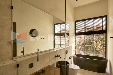 3 bedrooms Villa in Kerobokan, Badung, Bali (4820) 14