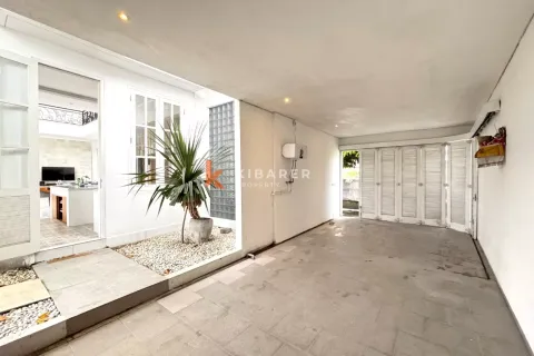 4 bedrooms Villa in Tibubeneng, Badung, Bali (12363) 24