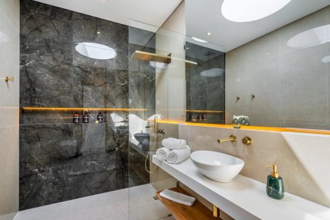 2 bedrooms Villa in Denpasar, Bali (14130) 6