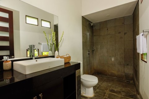 Вилла с 3 спальнями в Нуса Дуа, Бадунг,  (9435) 13