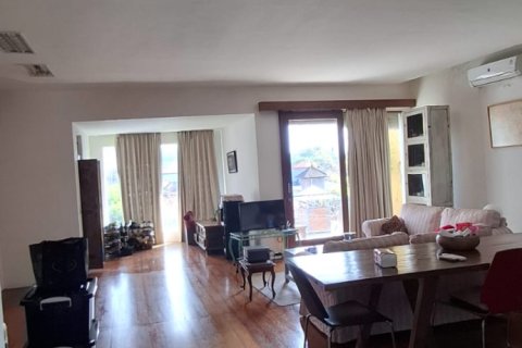 Дом с 4 спальнями в Денпасар,  (9436) 8