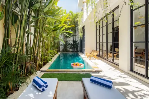 3 bedrooms Villa in Tibubeneng, Badung, Bali (10793)
