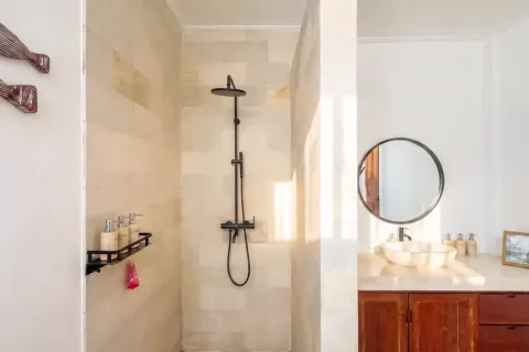3 bedrooms Villa in Tibubeneng, Badung, Bali (10793) 25