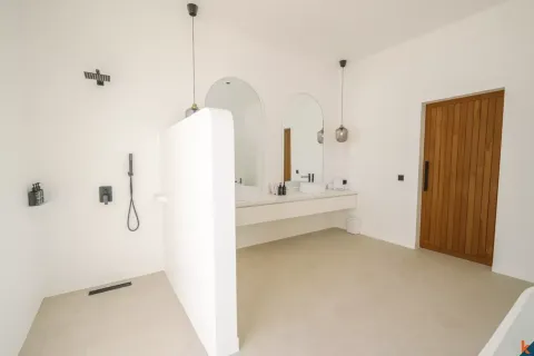 4 bedrooms Villa in South Denpasar, Denpasar, Bali (13944) 29