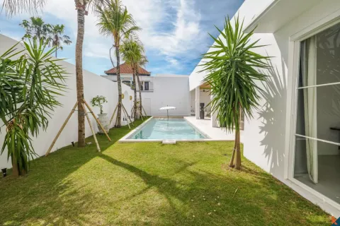 4 bedrooms Villa in South Denpasar, Denpasar, Bali (13944) 10